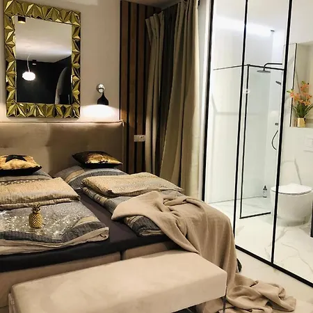 Piper Dworzec & Targi