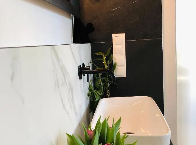 Piper Dworzec & Targi Apartment *