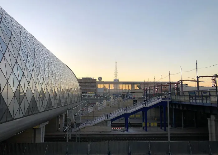 Piper Dworzec&targi Apartament *